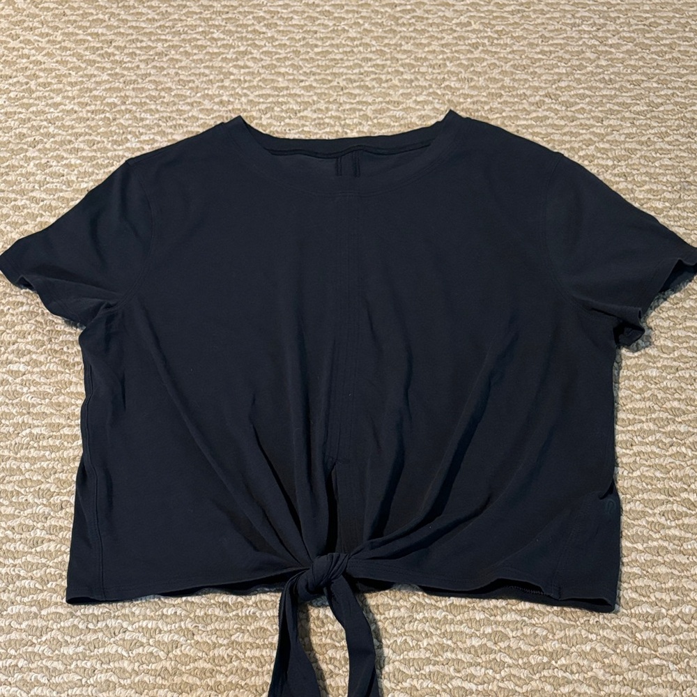 lululemon athletica Black Tie-Front Crop Top